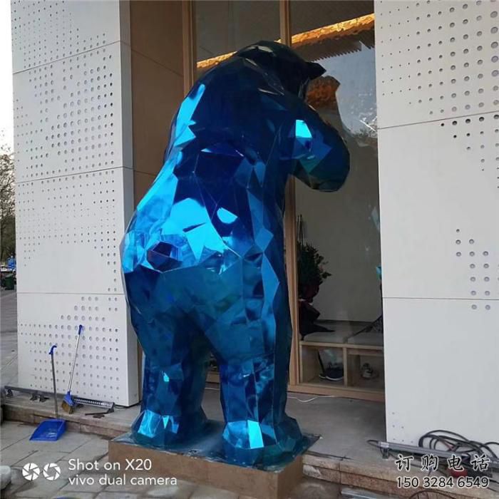 商場熊雕塑廠家 中式室內(nèi)小品 酒店拉絲熊雕塑