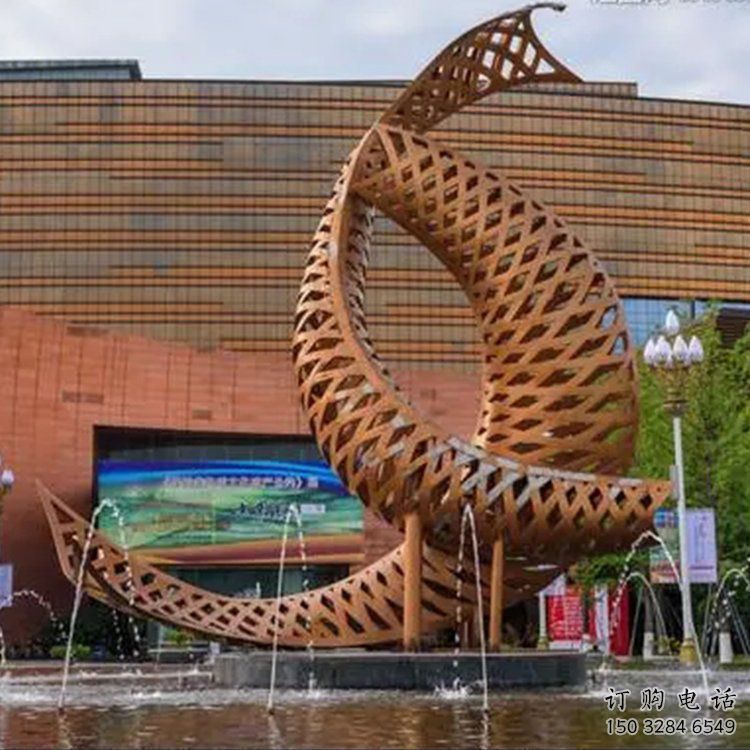 鏤空金魚(yú)雕塑廠(chǎng)家 卡通噴漆擺件 廣場(chǎng)抽象金魚(yú)雕塑