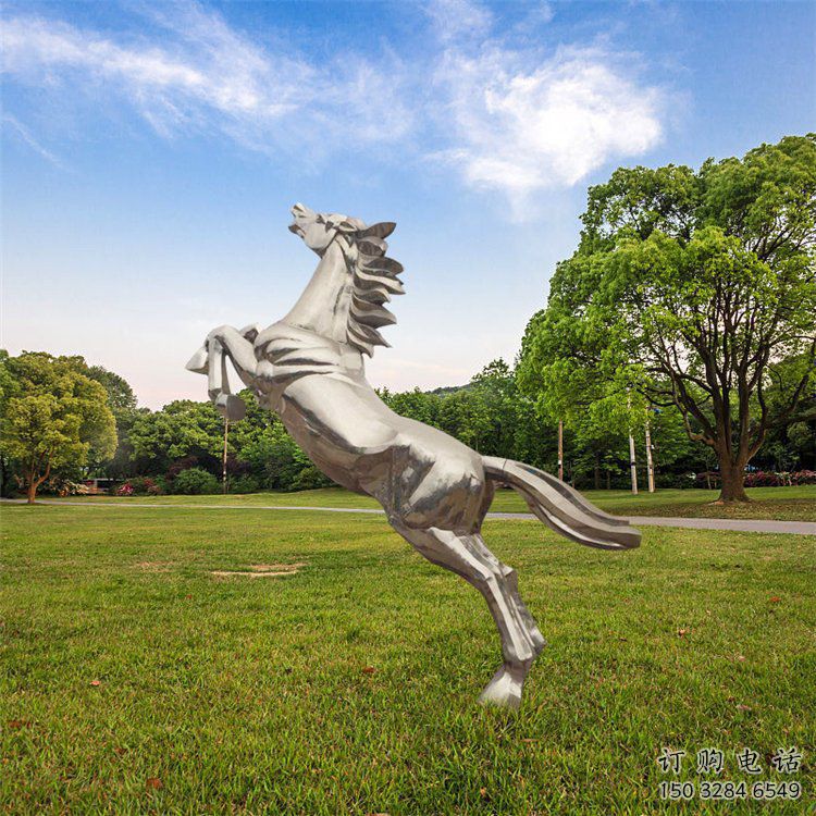 幼兒園奔馬雕塑廠家 現(xiàn)代創(chuàng)意小品 戶外仿真奔馬雕塑