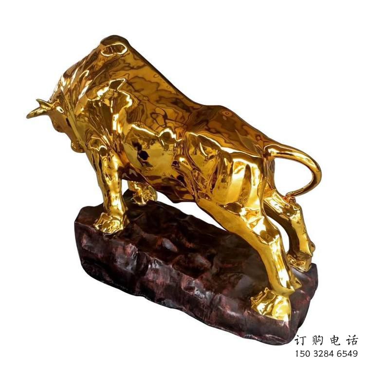 玄關金牛雕塑廠家 創(chuàng)意酒店擺件 現(xiàn)代金牛雕塑