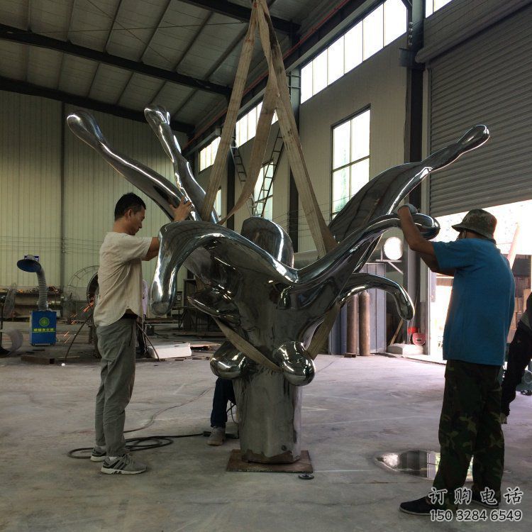 房地產(chǎn)水花雕塑廠家 鏡面擺件 鍛造不銹鋼水花雕塑生產(chǎn)