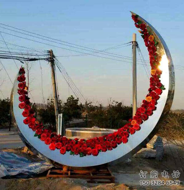 大型月牙形雕塑廠家 鍛造小品 現(xiàn)代不銹鋼月牙形雕塑