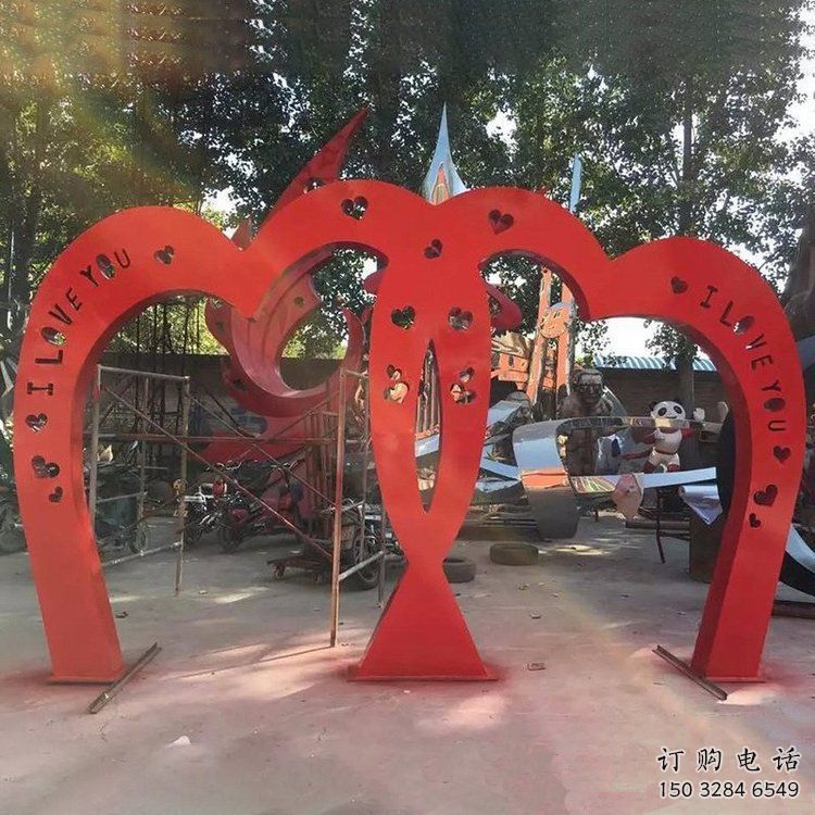 幾何心心相印雕塑廠家 廣場(chǎng)公園創(chuàng)意小品 
