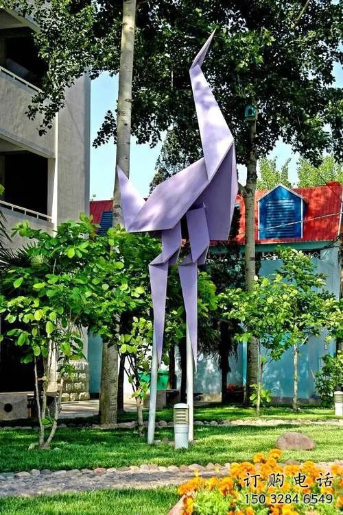 中式千紙鶴雕塑廠家 現(xiàn)代小品 游樂場不銹鋼千紙鶴雕塑廠