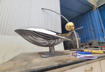 中式頂球雕塑廠家 現(xiàn)代創(chuàng)意小品 游樂場(chǎng)不銹鋼頂球雕塑廠