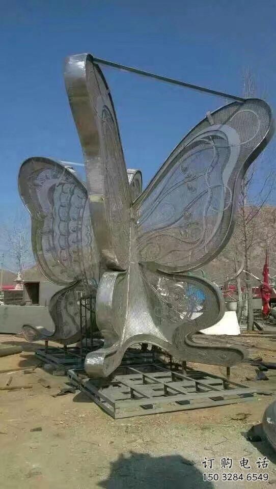 廣場風(fēng)箏雕塑廠家 公園鏡面小品 大型不銹鋼風(fēng)箏雕塑廠 廣場風(fēng)箏雕塑廠家 公園鏡面小品 大型不銹鋼風(fēng)箏雕塑廠