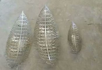 拉絲樹(shù)葉子雕塑廠家 鏤空創(chuàng)意擺件 別墅區(qū)不銹鋼樹(shù)葉子雕塑廠