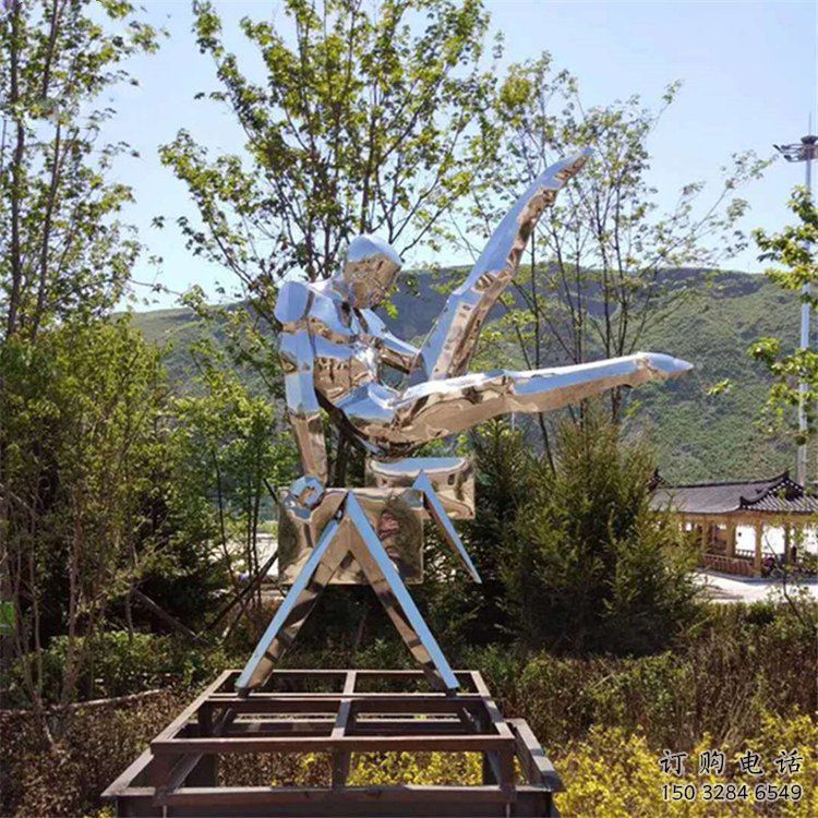 草地青少年雕塑廠家 現(xiàn)代公園小品 大型不銹鋼青少年雕塑制作