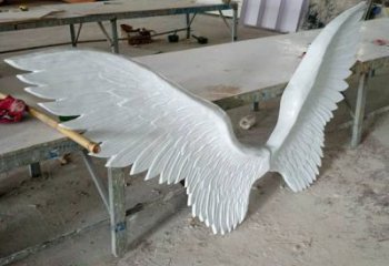 公園翅膀雕塑廠家，噴砂發(fā)光雕塑，鍛造工藝