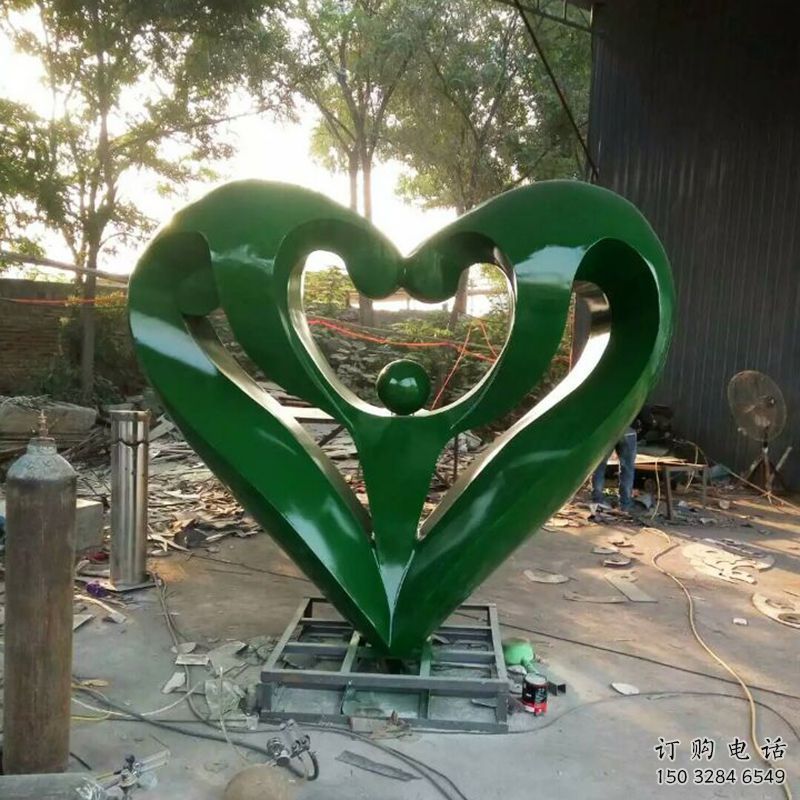 仿真愛心雕塑廠家 電鍍現(xiàn)代雕塑 廣場雕塑