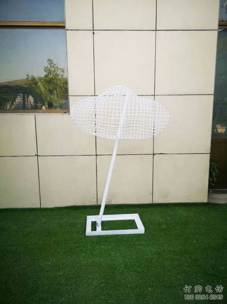仿真云梯雕塑 電鍍現(xiàn)代梯子雕塑 部隊云朵雕塑生產(chǎn)商