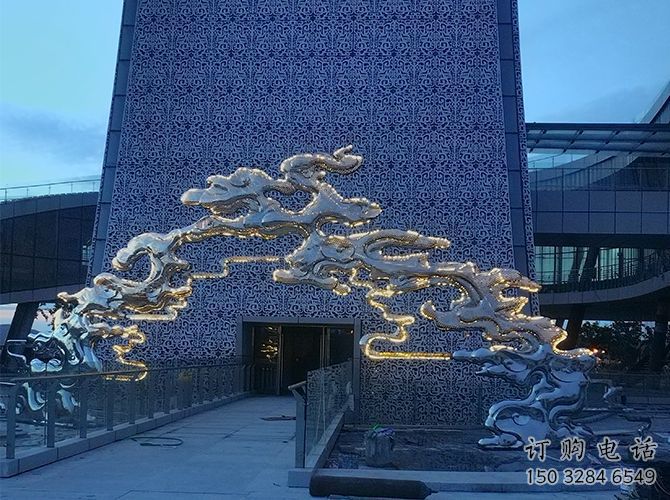 彩繪大門雕塑 電鍍現(xiàn)代雕塑 公園拱門雕塑生產(chǎn)商