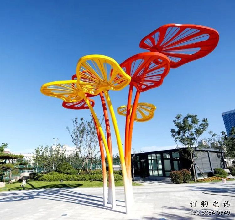 不銹鋼鏤空樹(shù)葉廊架雕塑制作