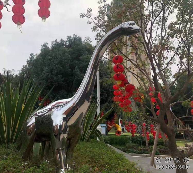 恐龍雕塑通用，花園小品，廣場(chǎng)鏡面恐龍雕塑廠家