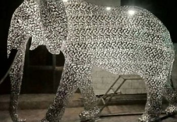 現(xiàn)代藝術(shù)大象雕塑展品，室外軟裝，鏤空大象雕塑訂做