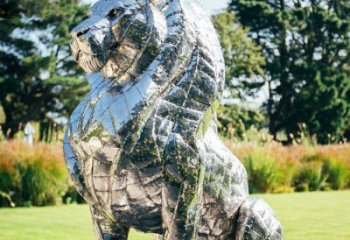 獅子雕塑訂做供需，景區(qū)雕塑，鏡面不銹鋼獅子雕塑定價