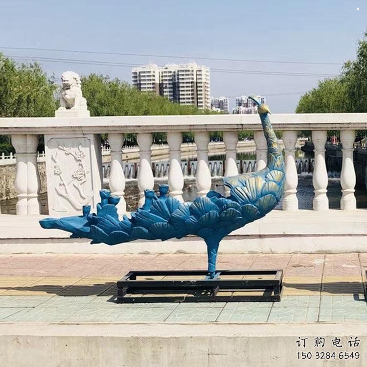 彩繪孔雀雕塑供求，景觀概念，仿古孔雀雕塑制作廠家