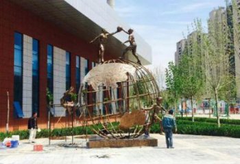 地球儀雕塑精選，歐式風(fēng)格，藝術(shù)地球儀人物雕塑指用