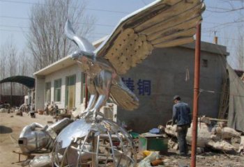 地球儀雕塑通用，城市雕塑，鏡面老鷹踩地球儀雕塑廠家