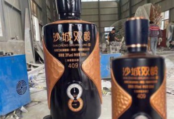 酒瓶雕塑供求，水景雕塑，玻璃鋼酒瓶雕塑制造商