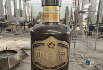 售樓部酒瓶雕塑，噴砂發(fā)光雕塑，烤漆題材