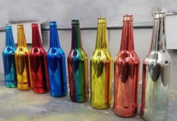 啤酒瓶雕塑通用，戶外雕塑，玻璃鋼啤酒瓶雕塑供應