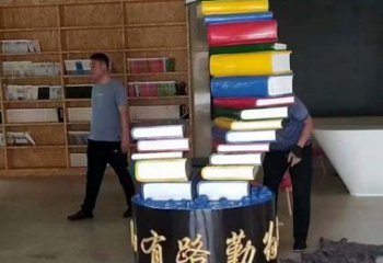 疊書(shū)雕塑供給，校園雕塑，不銹鋼疊書(shū)雕塑廠家