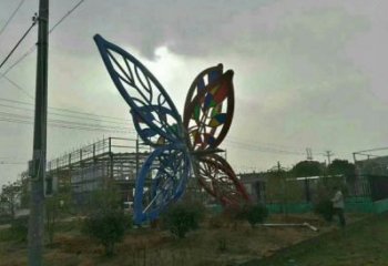 燈光樹葉雕塑供應，多彩藝術(shù)，別墅燈光樹葉雕塑廠家