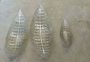 制造鏤空樹(shù)葉雕塑廠家，鋼管組合，鏡面鏤空樹(shù)葉雕塑常用