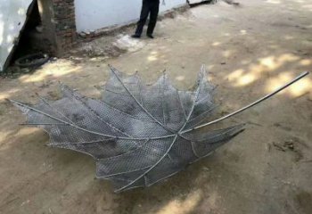 鏤空樹葉雕塑加工，鍛造工藝，鐵藝樹葉雕塑生產(chǎn)廠家