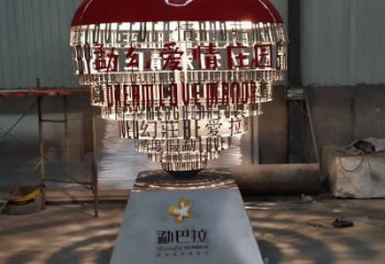 心形球雕塑制造，白鋼構(gòu)件，不銹鋼心形球雕塑提供