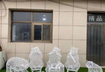 熊貓雕塑制造商，酒店擺件，鏤空熊貓雕塑定制廠家
