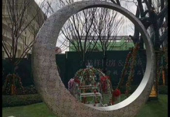 月牙雕塑工廠優(yōu)選，城市裝飾，景觀鏤空月牙雕塑供給