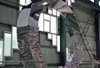 圓環(huán)雕塑展品，室外軟裝，展示不銹鋼圓環(huán)雕塑訂做