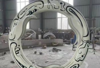 圓環(huán)雕塑選定，園林裝飾，大型烤漆圓環(huán)雕塑公司提供