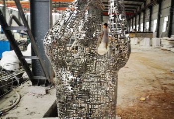 鏤空人物雕塑展品，景觀概念，鐵藝字母人物雕塑優(yōu)選
