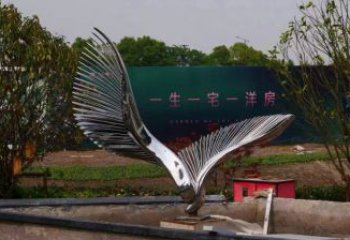 鳥(niǎo)翅雕塑通用，街景小品，不銹鋼鳥(niǎo)翅雕塑制造