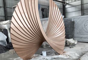 抽象羽翼雕塑展品，小區(qū)雕塑，不銹鋼羽翼雕塑制作精選
