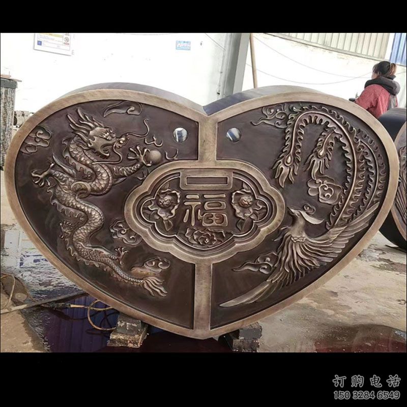 門口連心鎖雕塑點(diǎn)擊，地標(biāo)擺件，連心鎖雕塑承接