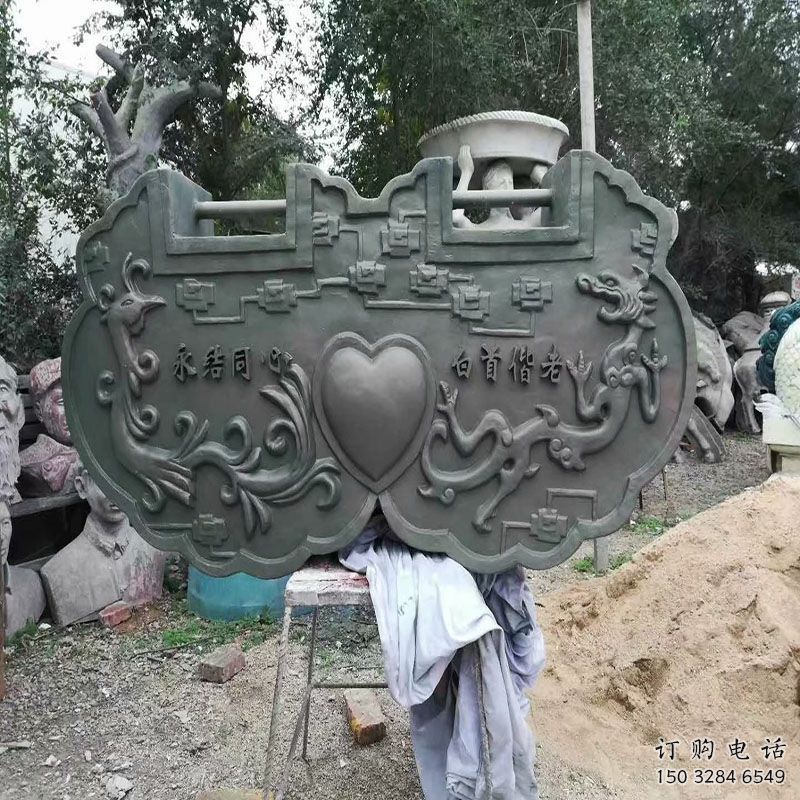 門口銅鎖子雕塑點(diǎn)擊，地標(biāo)擺件，銅鎖子雕塑承接