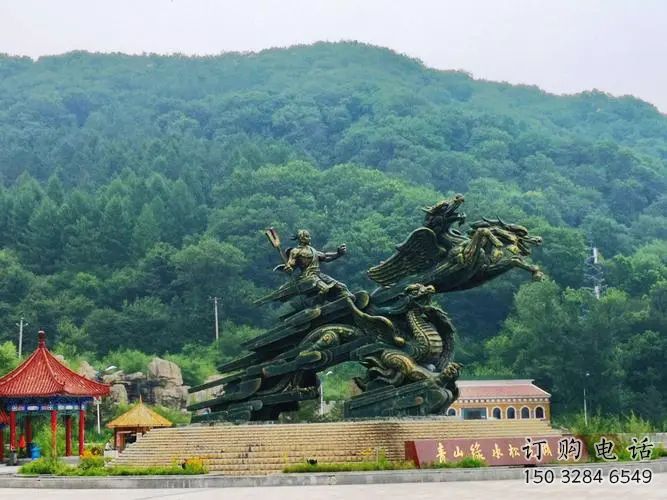 城中夸父逐日雕塑，鑄銅神話人物雕塑