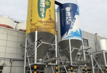 沙坪壩飲料瓶雕塑精選，街道標(biāo)識，玻璃鋼飲料瓶雕塑工程指用